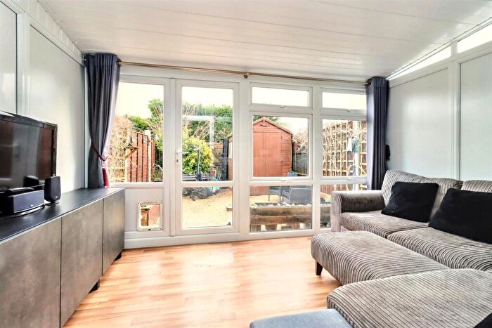 2 Bedroom Terraced House For Sale In Cul Se Sac Close To Lovely Walks In Clevedon, BS21