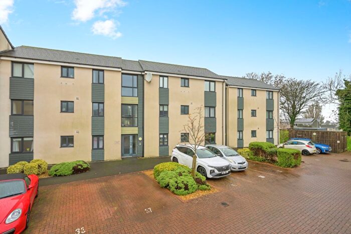 2 Bedroom Flat For Sale In Marazion Way, Plymouth, Devon, PL2