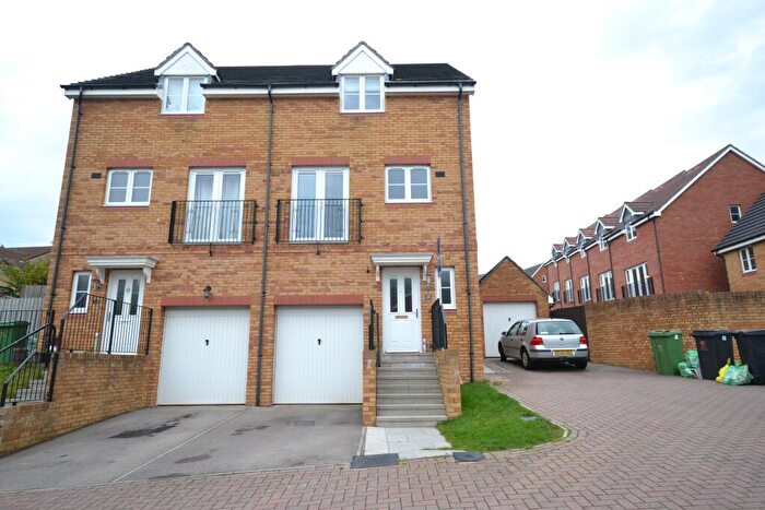 3 Bedroom Town House To Rent In Cottingham Drive, Pontprennau, Cardiff, CF23