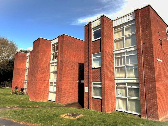 2 Bedroom Apartment For Sale In Spiral Court, Monks Kirby Road, Walmley, B76