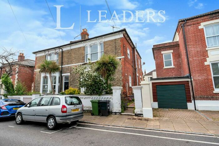 5 Bedroom Maisonette To Rent In Stafford Road, Southsea, PO5