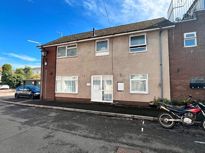 2 Bedroom Maisonette For Sale In Manor Court, Seaton, Devon, EX12