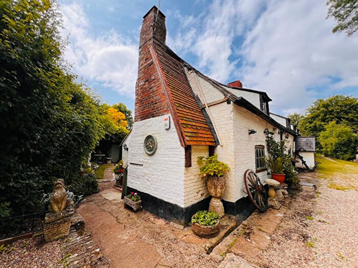 2 Bedroom Property To Rent In Ditchling Way, Hailsham, BN27