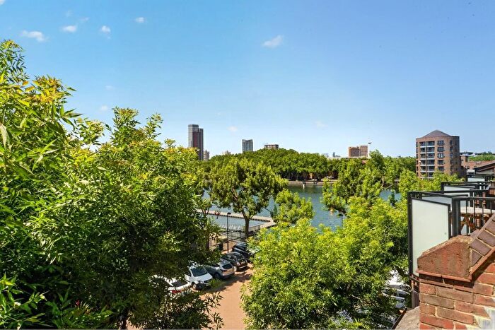 3 Bedroom Town House For Sale In Rope Street, Rotherhithe, SE16