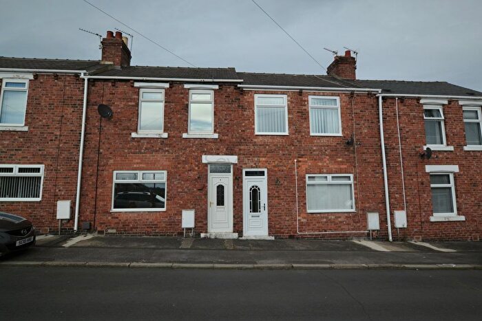 3 Bedroom Terraced House To Rent In South Street, Chester Le Street, DH2