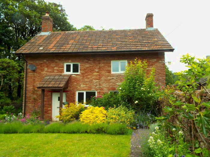 2 Bedroom Cottage To Rent In , Wells, BA5