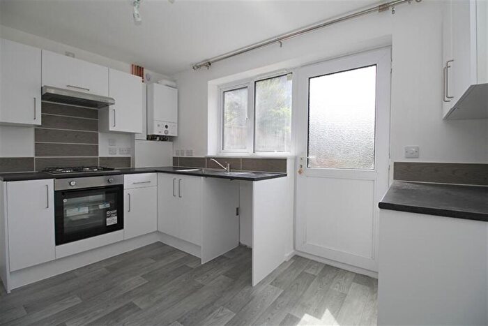 2 Bedroom Semi Detached House To Rent In Ravensthorpe Drive, Loughborough, LE11