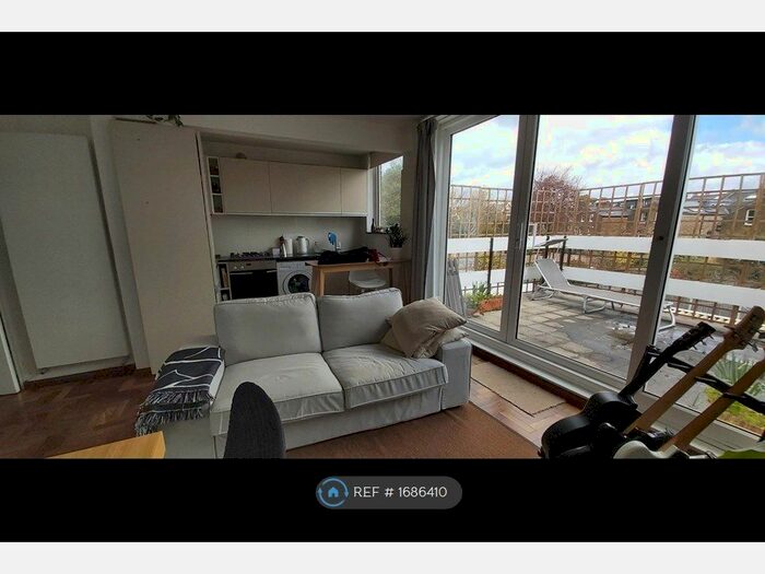 1 Bedroom Flat To Rent In Maytree Walk, London, SW2