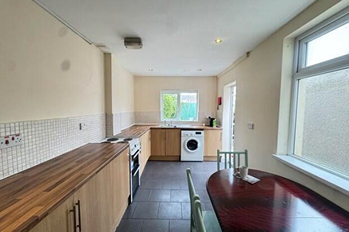 5 Bedroom Terraced House To Rent In Pearl Street Cardiff, CF24