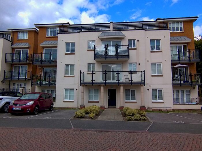 2 Bedroom Flat To Rent In Lower Corniche, Sandgate, Hythe, Kent, CT21