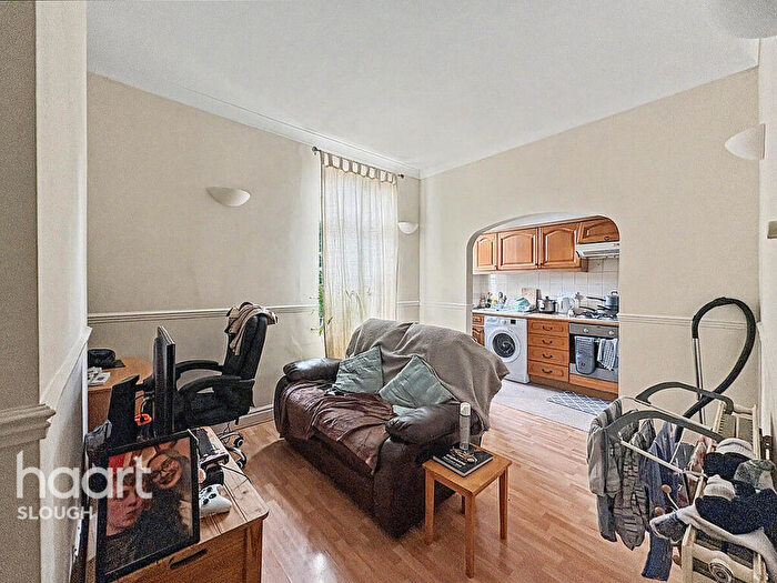 1 Bedroom Apartment For Sale In Upton Park, Slough, SL1