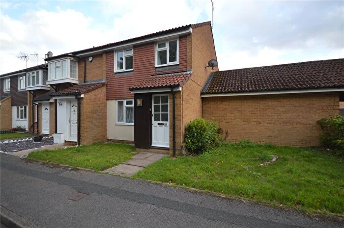 3 Bedroom End Of Terrace House To Rent In Tennyson Avenue, Houghton Regis, Dunstable, Bedfordshire, LU5
