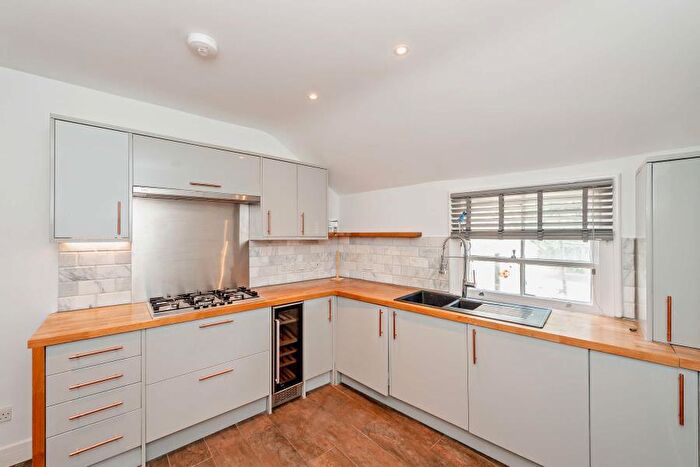 3 Bedroom Apartment To Rent In High Street, HA1