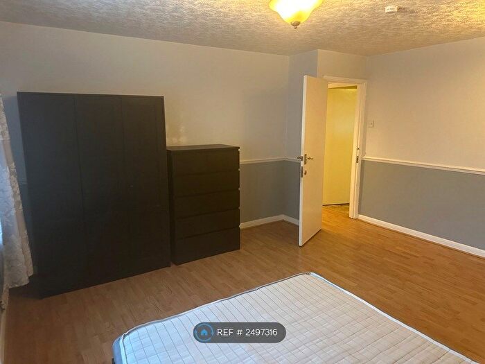 2 Bedroom Maisonette To Rent In Feltham Road, Ashford, TW15