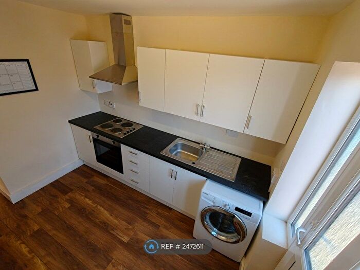 1 Bedroom Flat To Rent In Hitchin Road, Luton, LU2