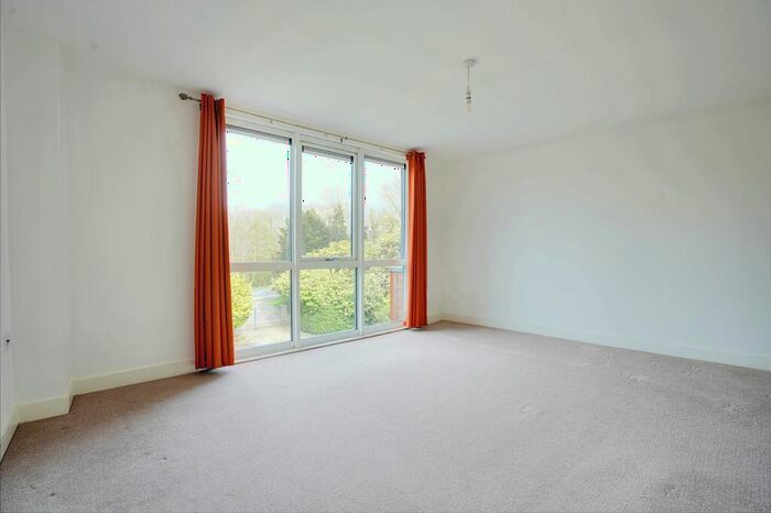 1 Bedroom Flat To Rent In Sandling Lane, Maidstone, ME14
