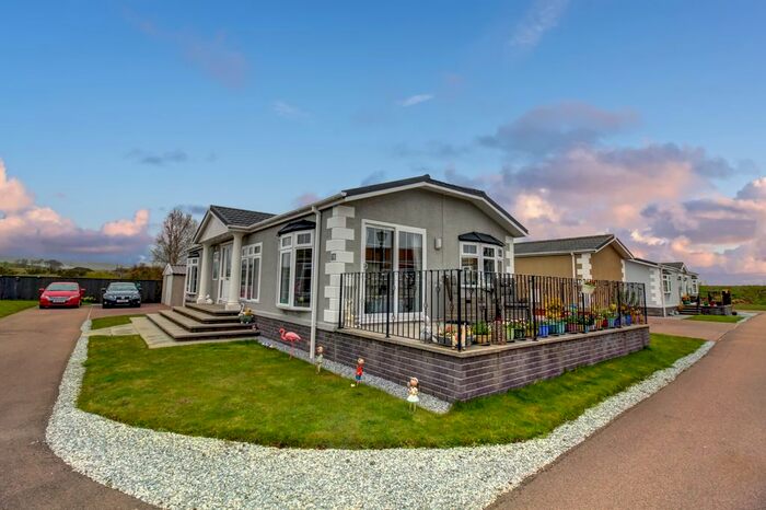 2 Bedroom Mobile/park Home For Sale In Ravensby Road, Carnoustie, DD7