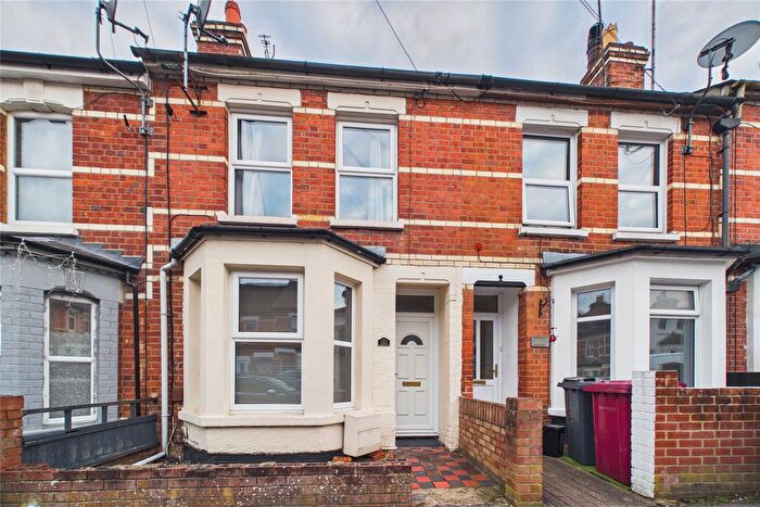 3 Bedroom Terraced House For Sale In Belmont Road, Reading, Berkshire, RG30