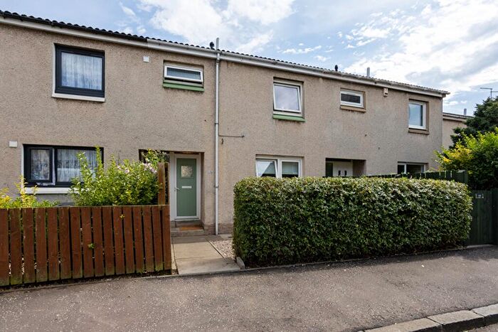 2 Bedroom Terraced House For Sale In High Street, Kirkcaldy, Dysart, KY1