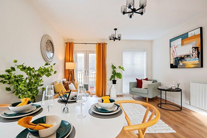 1 Bedroom Flat For Sale In Arras Way, Folkestone, CT19