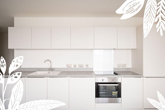 3 Bedroom Flat To Rent In The Kell, Gillingham Gate Road, Gillingham, ME4