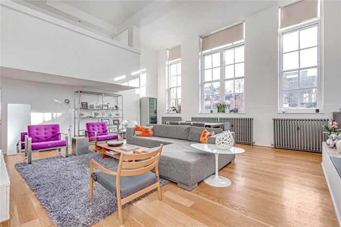 2 Bedroom Flat For Sale In Amies Street, Clapham Junction, SW11