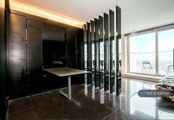 Studio To Rent In Pan Peninsula Square, London, E14