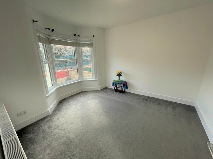 4 Bedroom Terraced House To Rent In Sheridan Road, Manor Park, E12