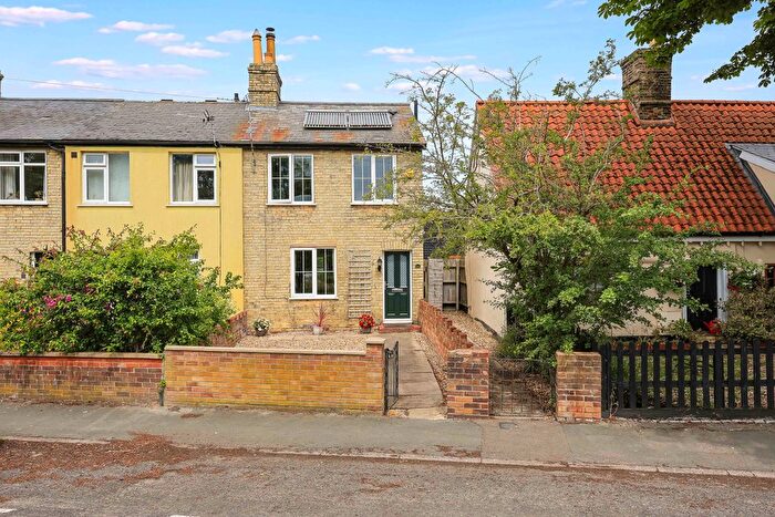 2 Bedroom End Of Terrace House For Sale In Mill Lane, Sawston, CB22