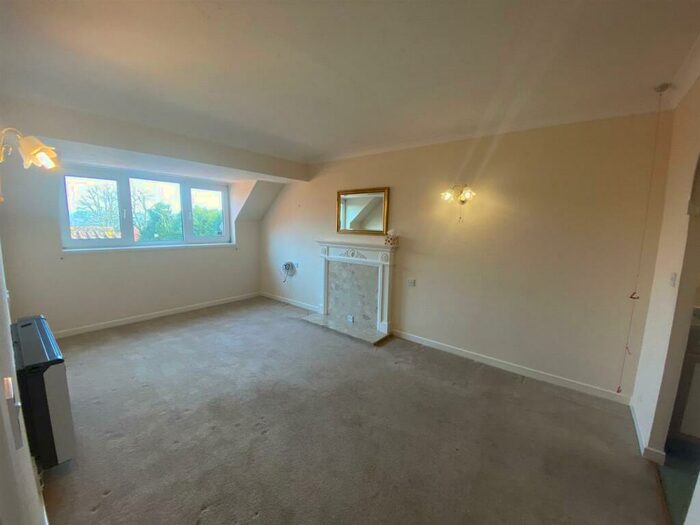 1 Bedroom Apartment For Sale In Violet Hill Road, Stowmarket, IP14
