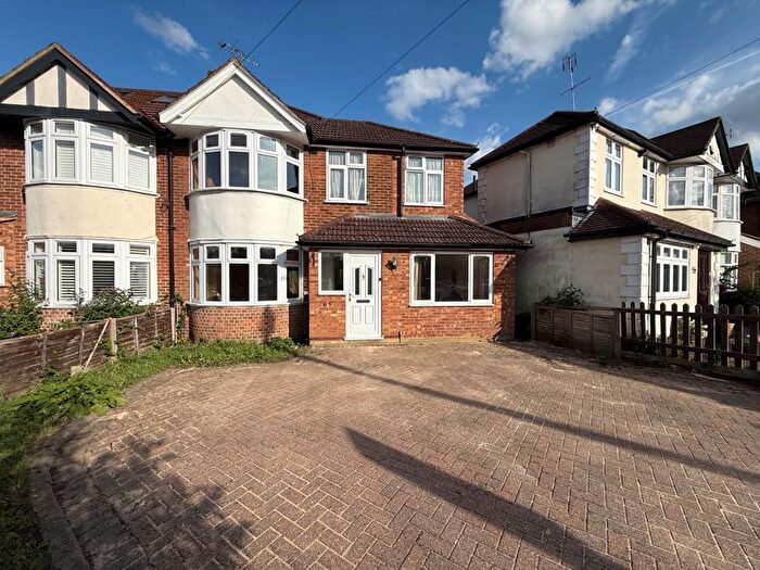 5 Bedroom Property For Sale In Borough Way, Potters Bar, EN6