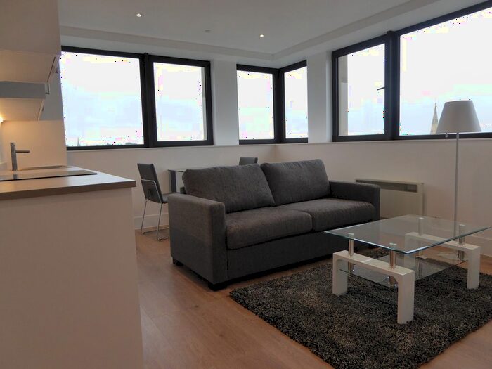 1 Bedroom Flat To Rent In Hanover House, Reading, RG1