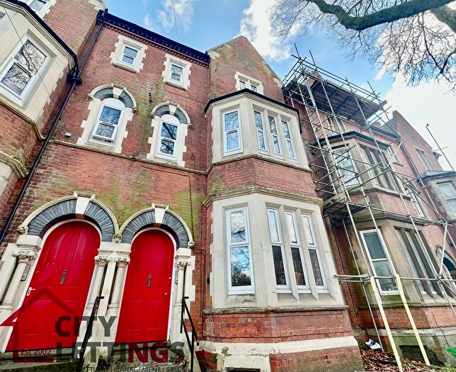 3 Bedroom Flat To Rent In Forest Road West, Arboretum, NG7