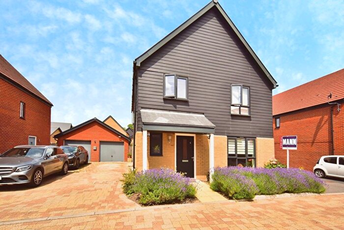 4 Bedroom Detached House For Sale In Bella Rosa Drive, Langley, Maidstone, Kent, ME17