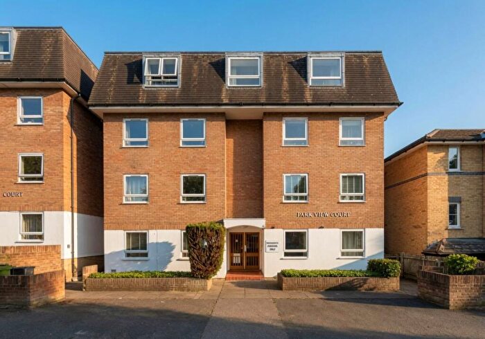2 Bedroom Flat For Sale In Flat Park View Court, Chinbrook Road, Grove Park, London, SE12