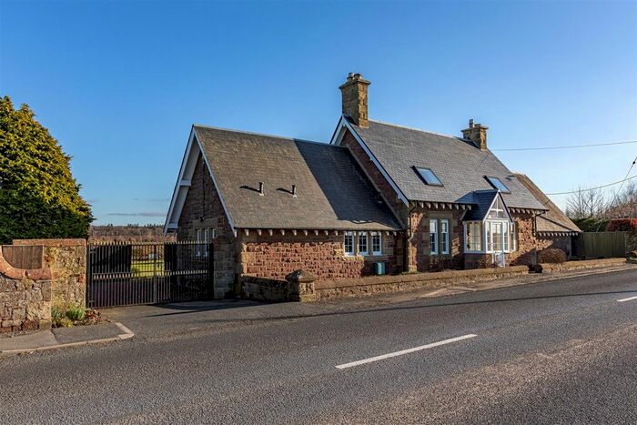 3 Bedroom Detached House For Sale In Kelso, TD5