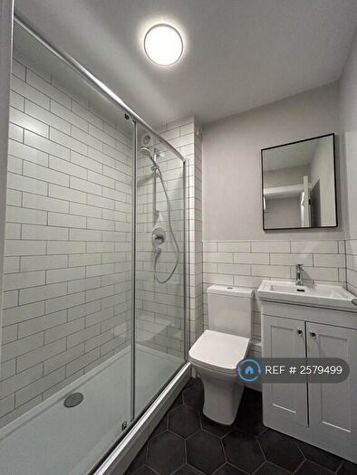 1 Bedroom Flat To Rent In St. Leonards Park, East Grinstead, RH19