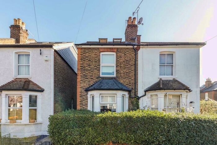 5 Bedroom House To Rent In Portman Road, Portman Road, KT1