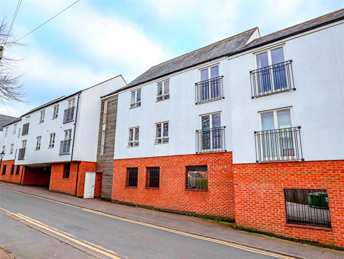 2 Bedroom Flat For Sale In Castle Point, Wood Street, Hinckley, LE10