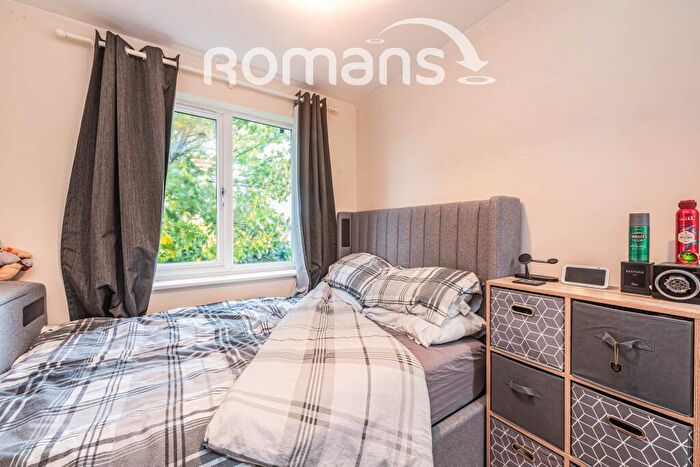 1 Bedroom Maisonette To Rent In Derrick Close, RG31