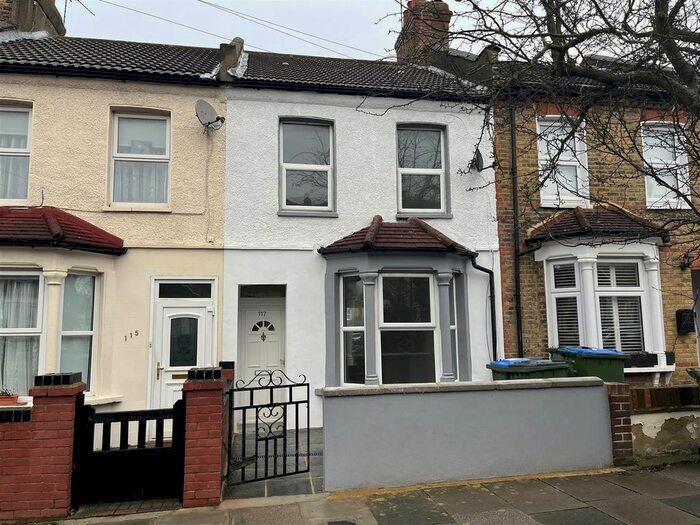 2 Bedroom Terraced House To Rent In Kirkham Street, London SE18