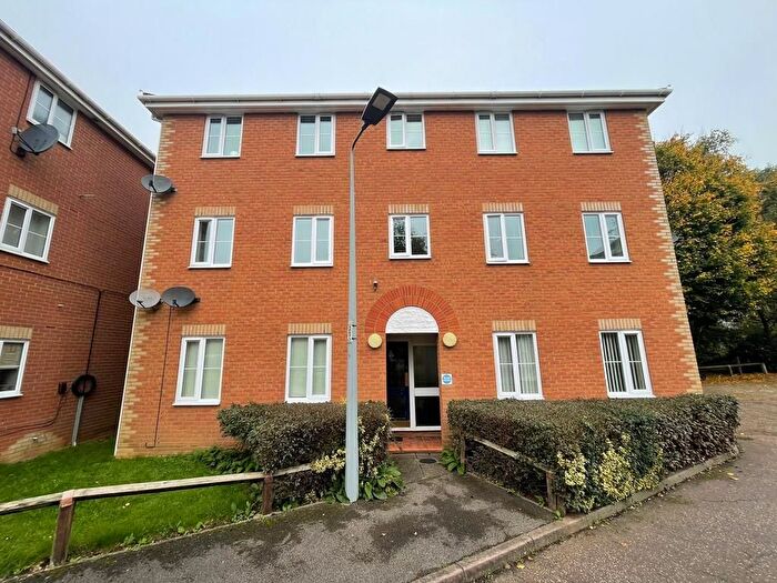 1 Bedroom Flat To Rent In Finbars Walk, Ipswich, IP4