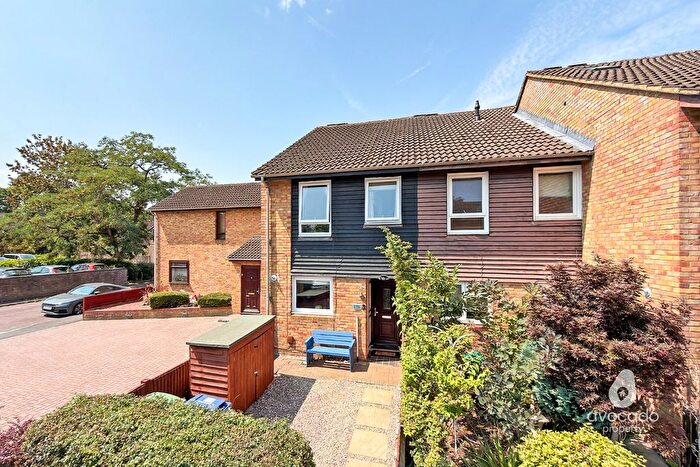 3 Bedroom Terraced House For Sale In Hillberry, Bracknell, RG12