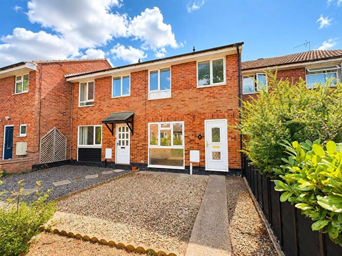 3 Bedroom Terraced House To Rent In Overcross, Shrewsbury, SY3