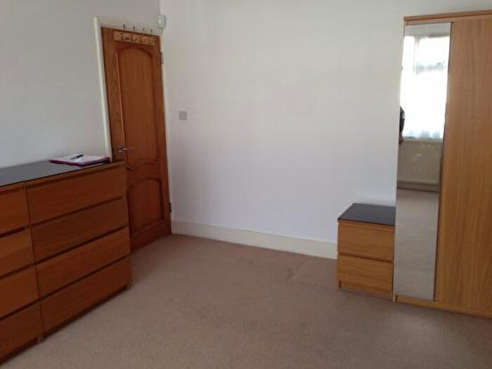 4 Bedroom Terraced House To Rent In Staines Road, Ilford, Essex, IG1