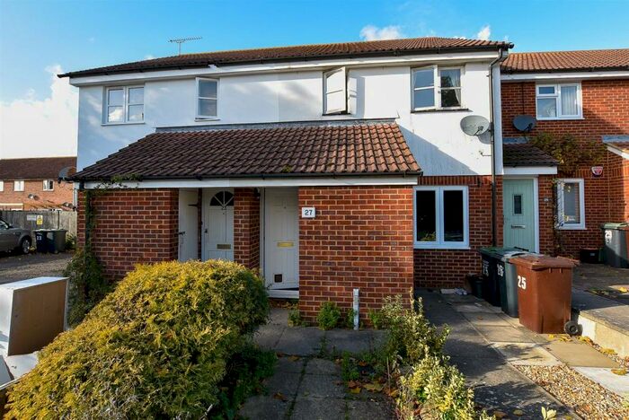 1 Bedroom Maisonette To Rent In Hawkes Road, Eccles, ME20