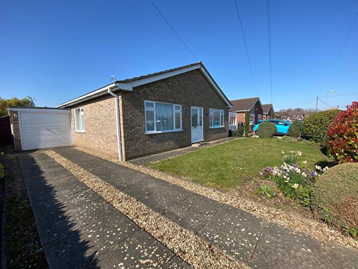 3 Bedroom Detached Bungalow For Sale In Littlebury Gardens, Holbeach, PE12