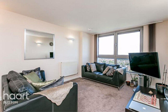 2 Bedroom Apartment For Sale In Aspects Throwley Way, Sutton, SM1