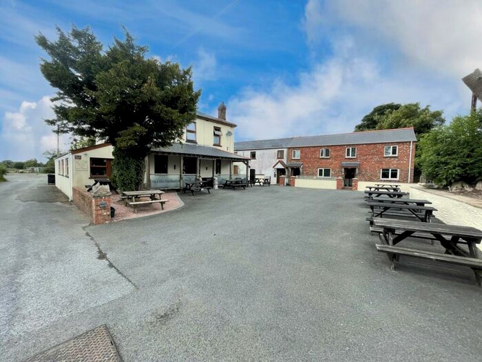 Terraced House For Sale In Clynderwen, Pembrokeshire, SA66