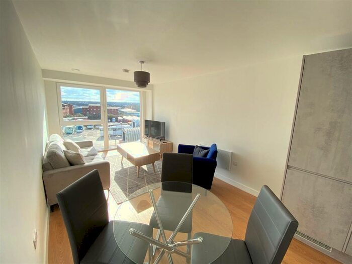 2 Bedroom Apartment To Rent In Two Bedroom Apartment - Victoria Riverside Atkinson Street, Hunslet, Leeds, LS10
